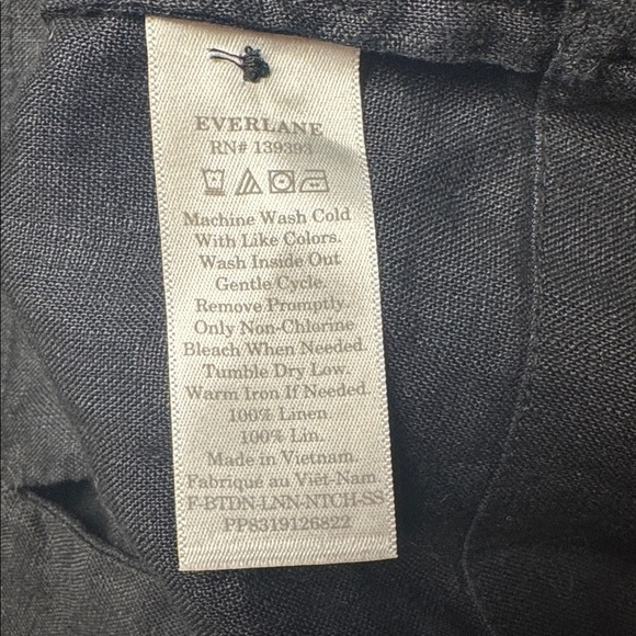 Everlane the Notch Shirt in Linen - Picture 5 of 6